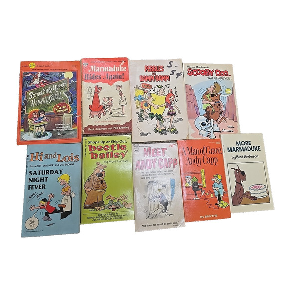 Lot of 8 VTG Scooby Doo, Pebbles and Bamm Bamm Paperback Children's Comic Books - Picture 1 of 4